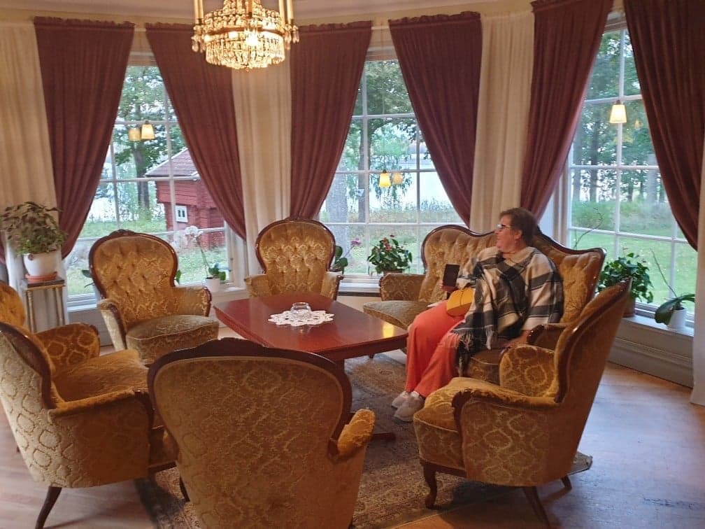 Herrgårdsspöken och Anna Medium